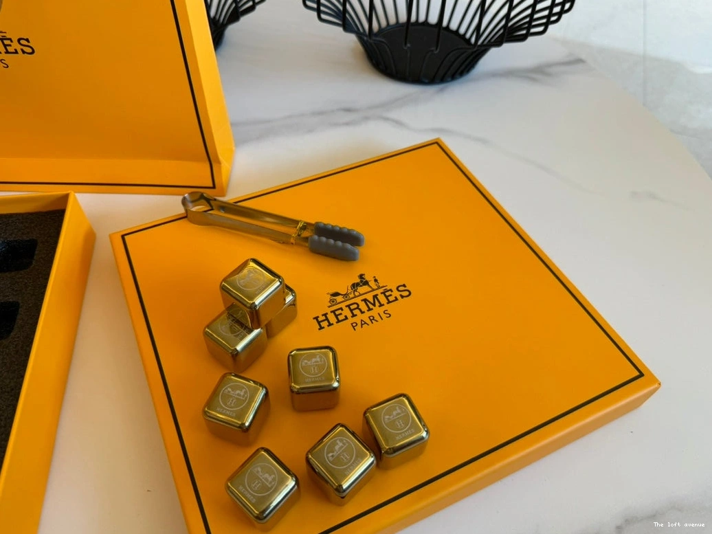 ICE CUBES CUSTOM METAL 0715